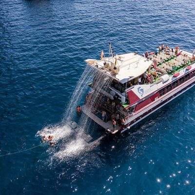 			Excursión en barco en Tenerife con Royal Dolphin - Excursión en catamarán en Tenerife hacia Los Gigantes con Royal Dolphin