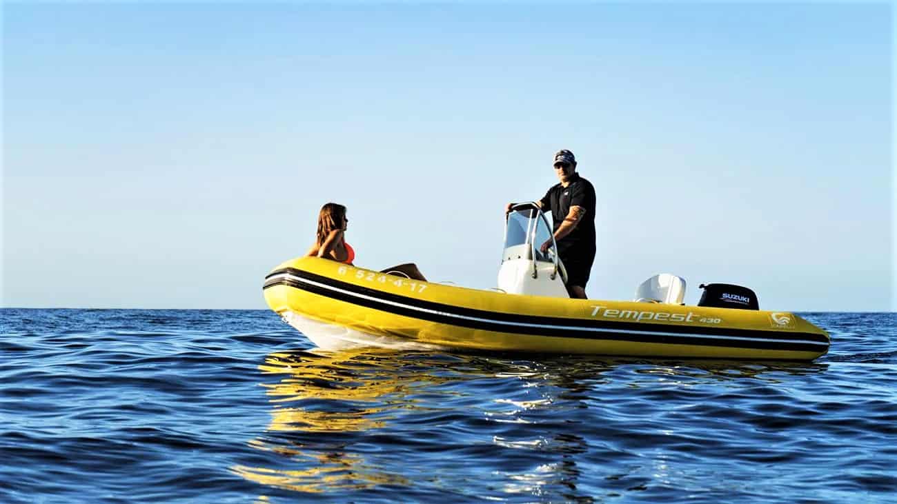 Alquiler de barco semirigido en tenerife sin licencia