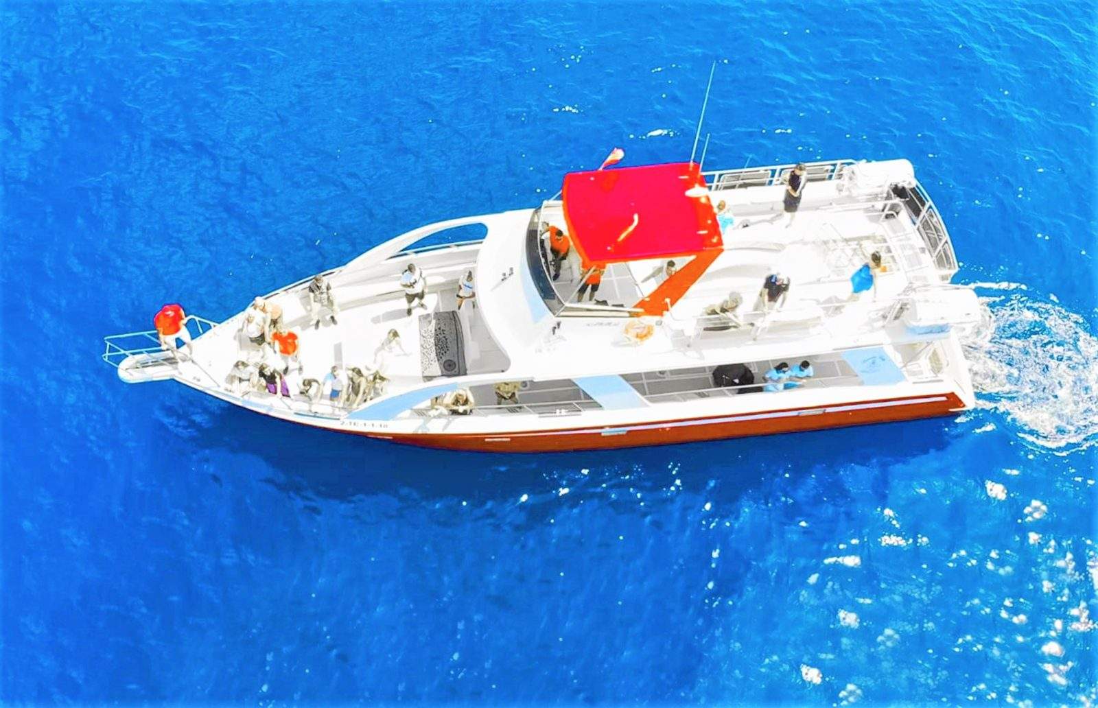 Alquiler de barco privado con patrón en Los Cristianos Tenerife