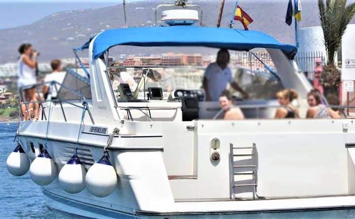 Alquiler de barcos a motor con capitán en Tenerife con Fairline 42 - 120  