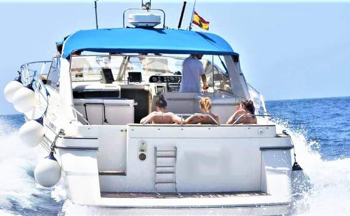 Alquiler de barcos a motor con capitán en Tenerife con Fairline 42 - 113  